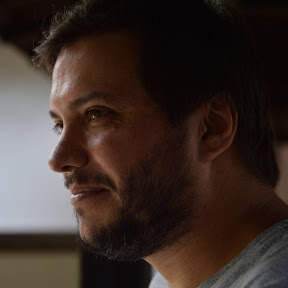 Navigation bar avatar